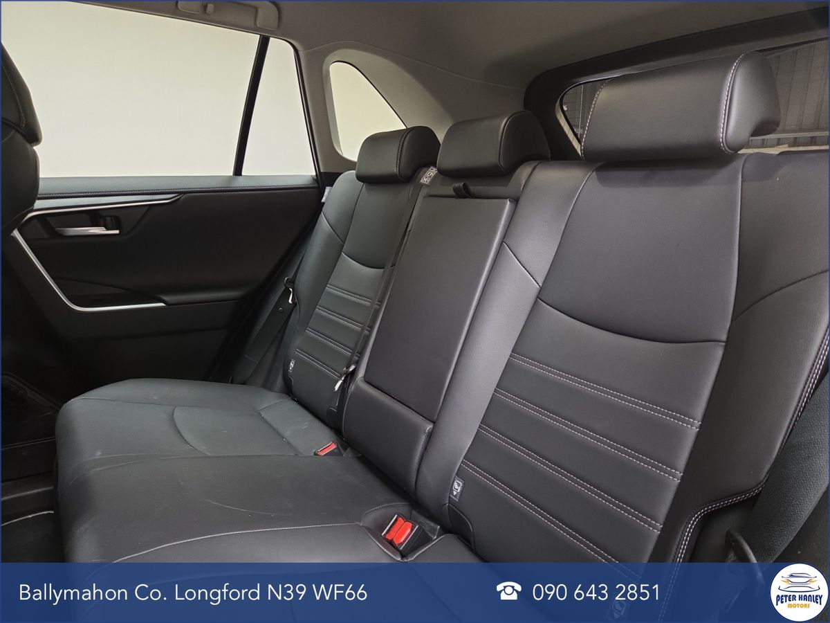 Toyota RAV4 2.5 Hybrid Sol 2WD