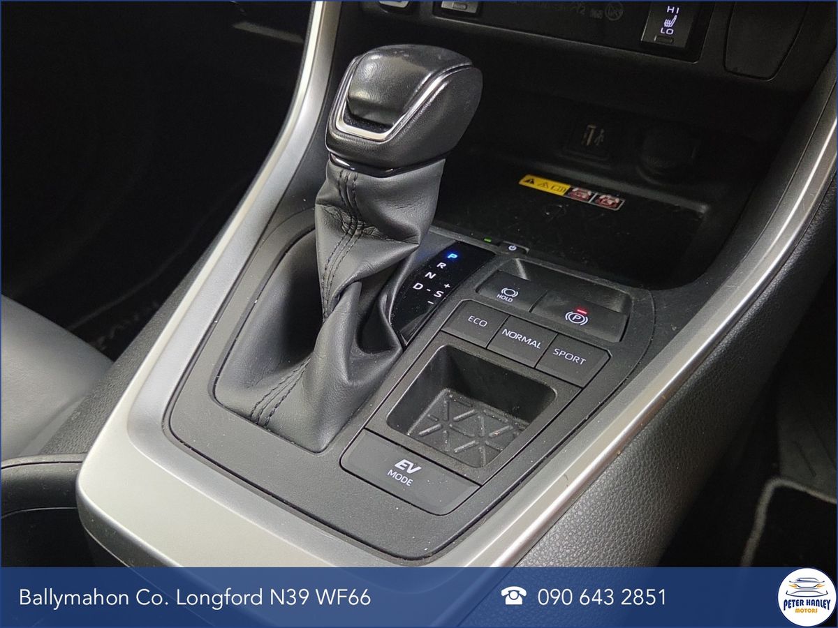 Toyota RAV4 2.5 Hybrid Sol 2WD