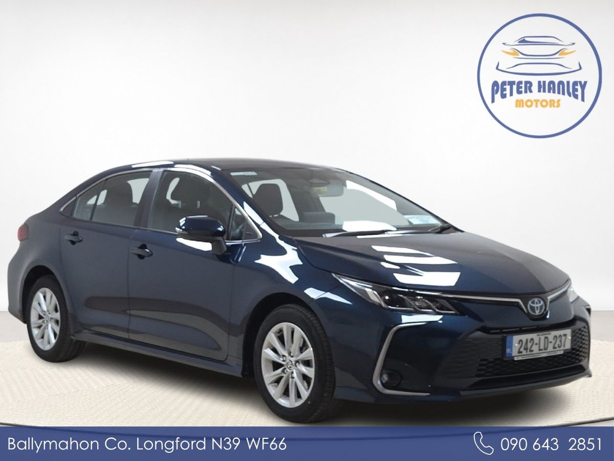 Toyota Corolla 1.8 Hybrid Luna Saloon