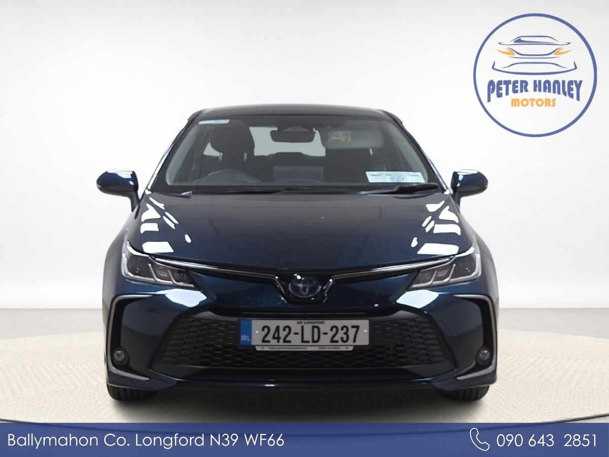 Toyota Corolla 1.8 Hybrid Luna Saloon