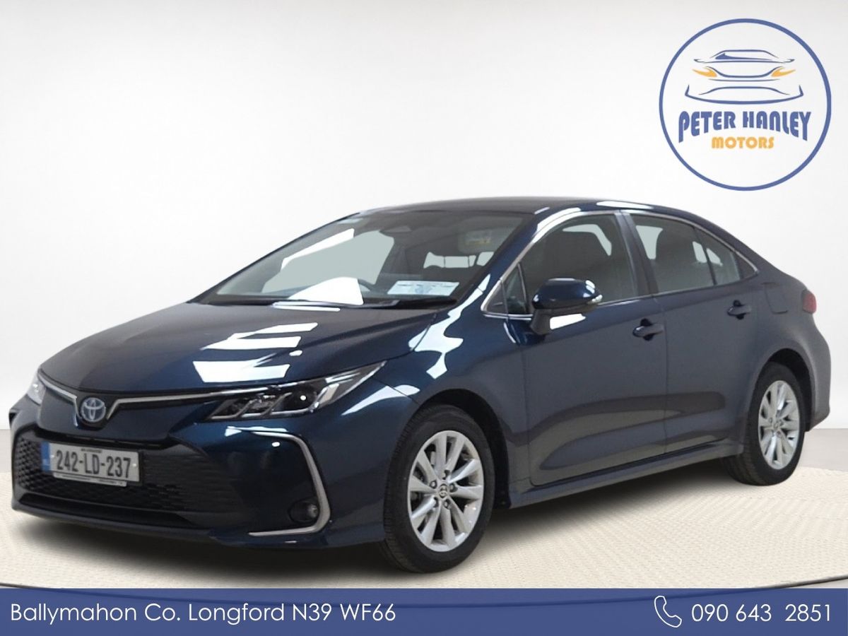 Toyota Corolla 1.8 Hybrid Luna Saloon