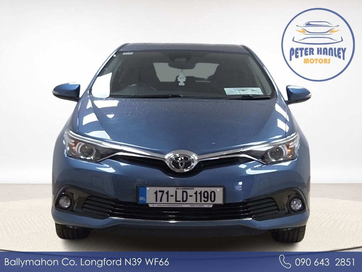 Toyota Auris 1.2 D4-T 5Dr Sol