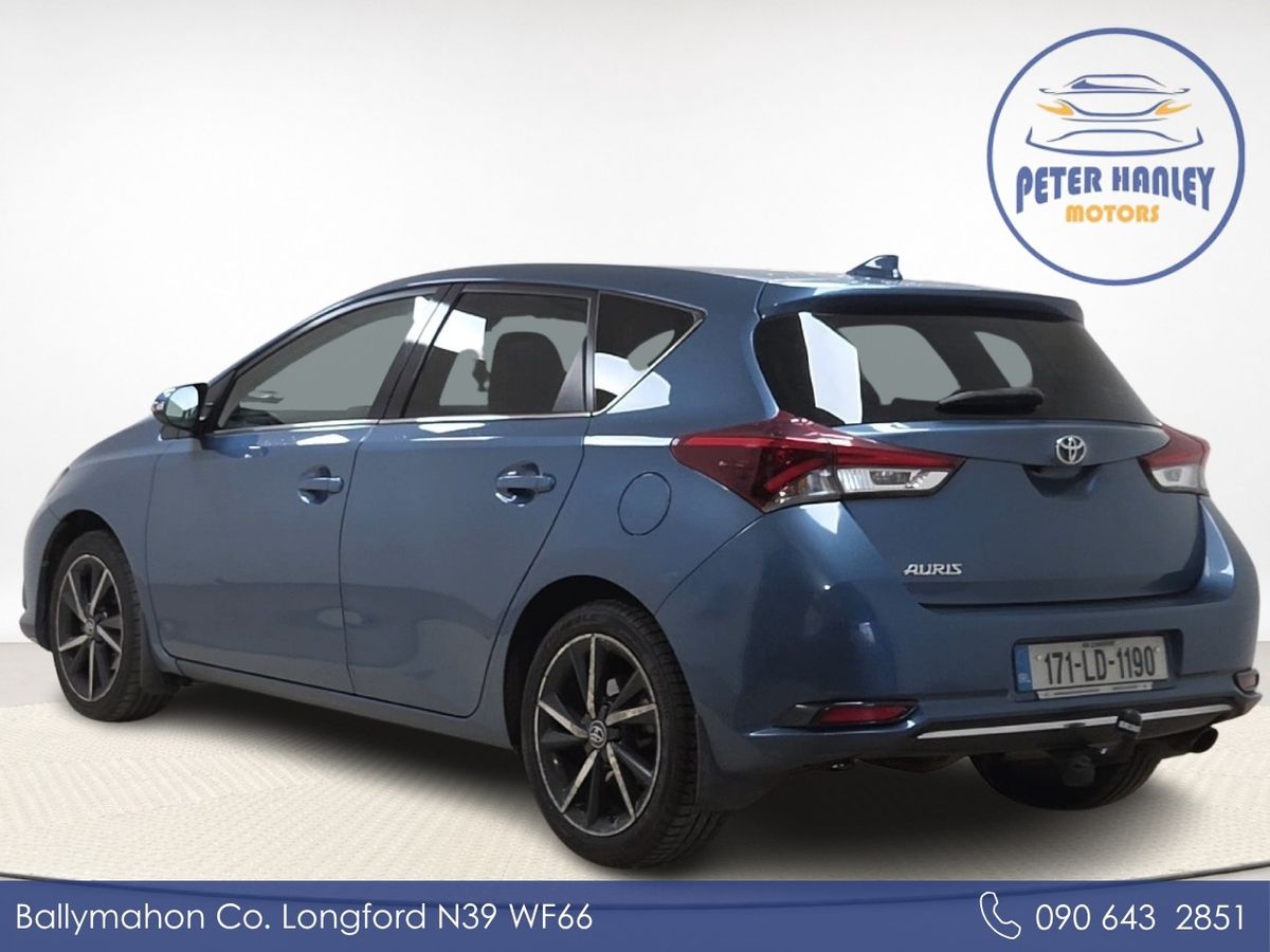 Toyota Auris 1.2 D4-T 5Dr Sol