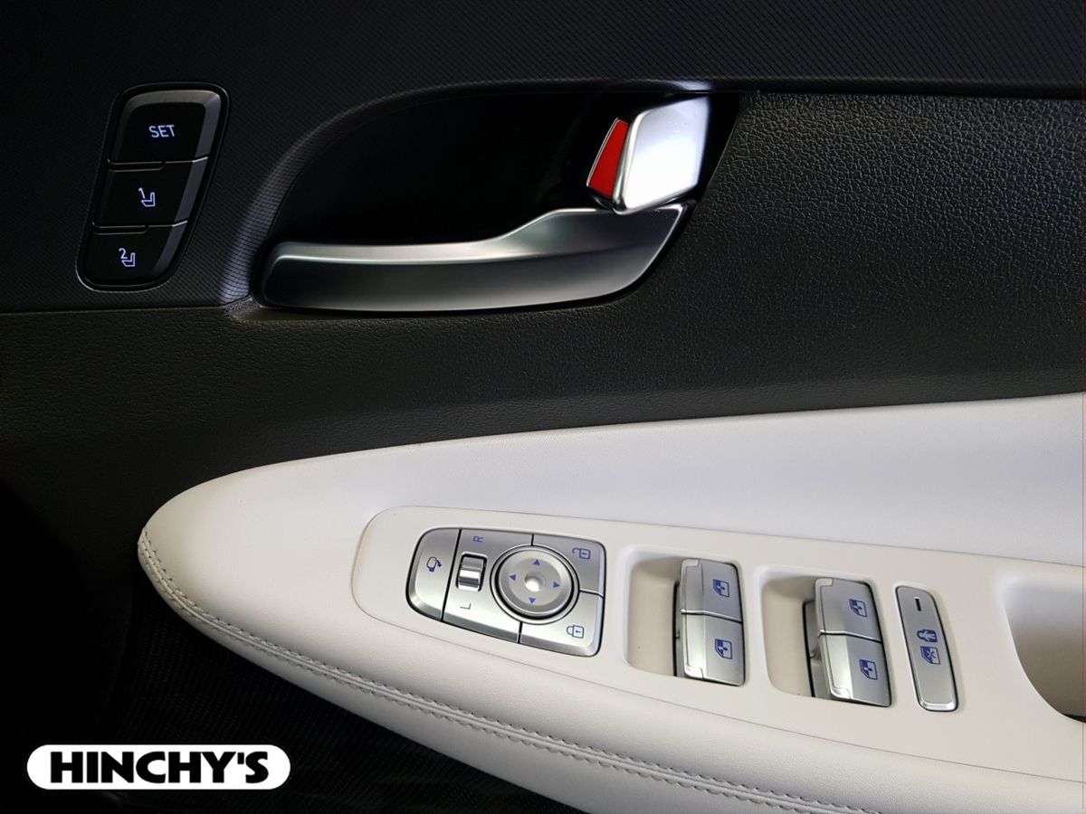 Hyundai Hyundai Santa Fe 1.6 PHEV 4WD Premium Auto 