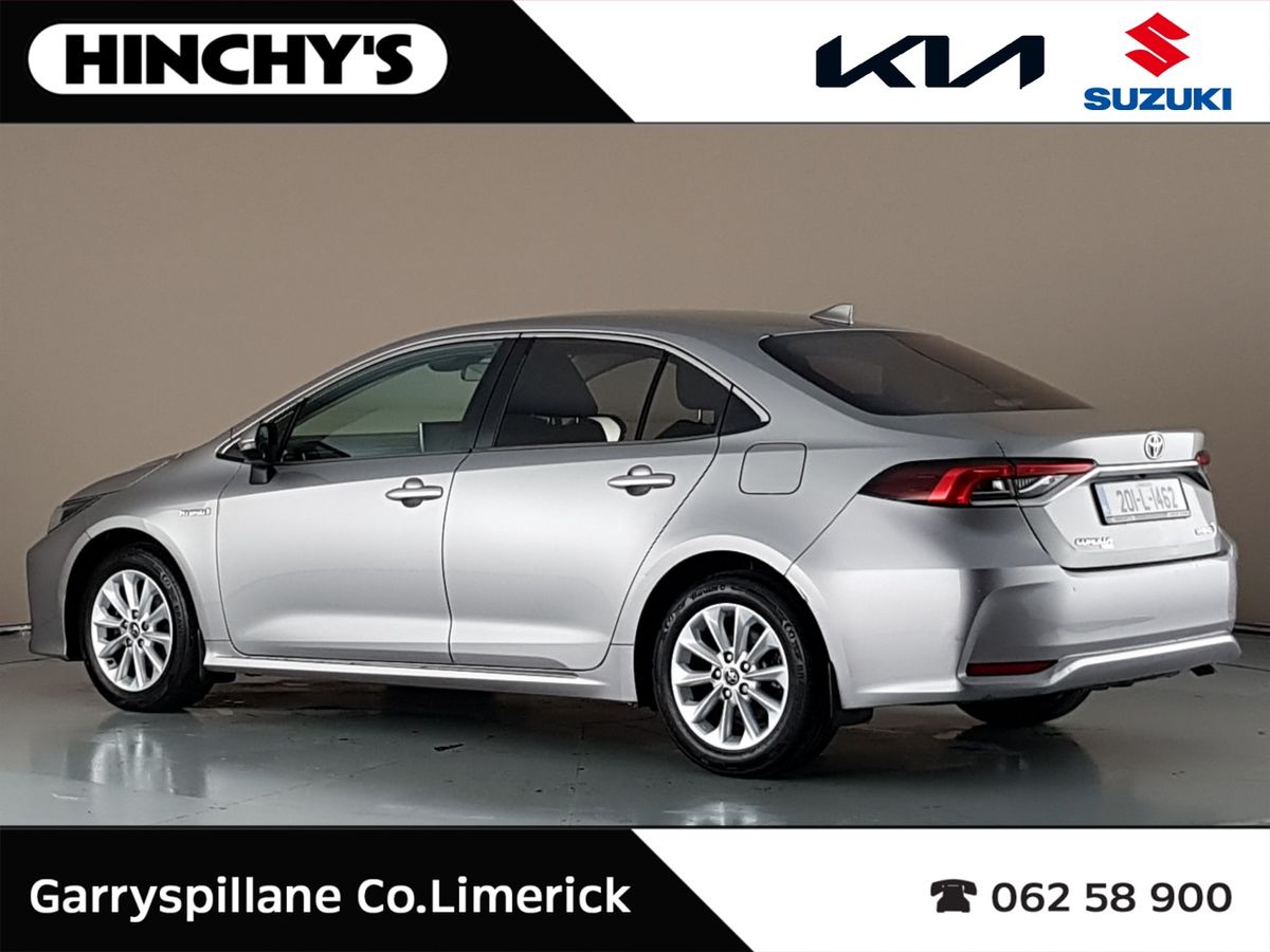 Toyota Toyota Corolla 1.8 Hybrid Luna Saloon