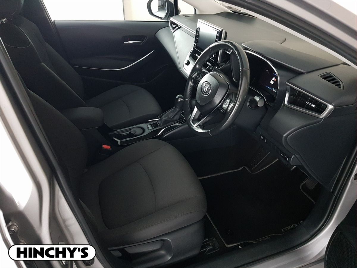 Toyota Toyota Corolla 1.8 Hybrid Luna Saloon