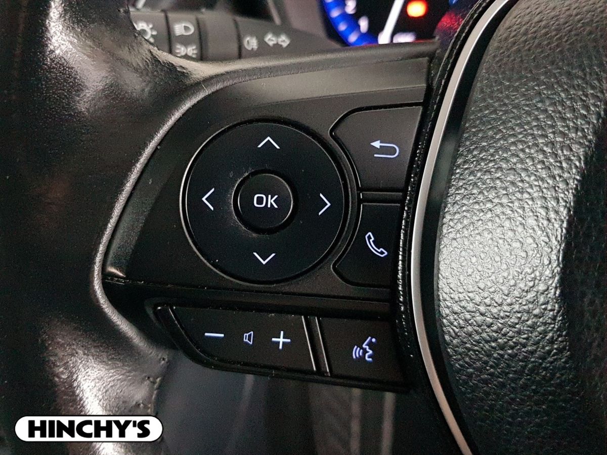 Toyota Toyota Corolla 1.8 Hybrid Luna Saloon