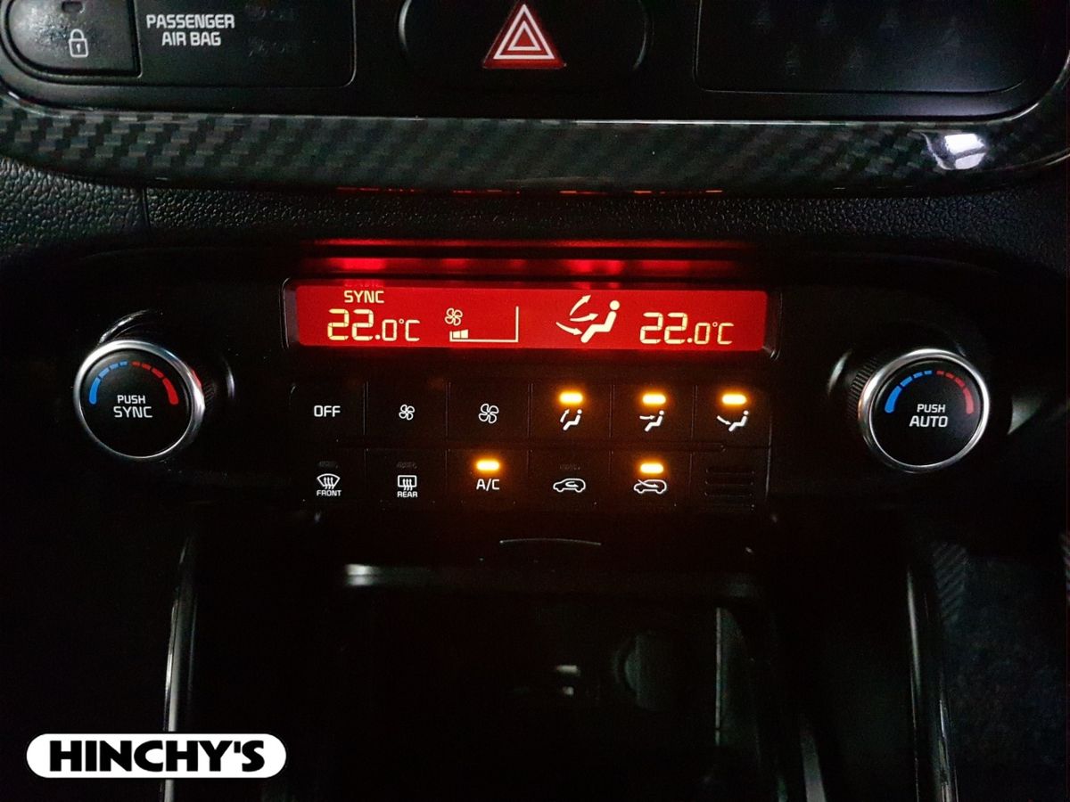 Kia Kia Carens 1.7 EX 7 SEATER