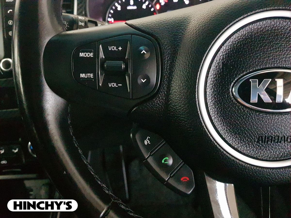 Kia Kia Carens 1.7 EX 7 SEATER