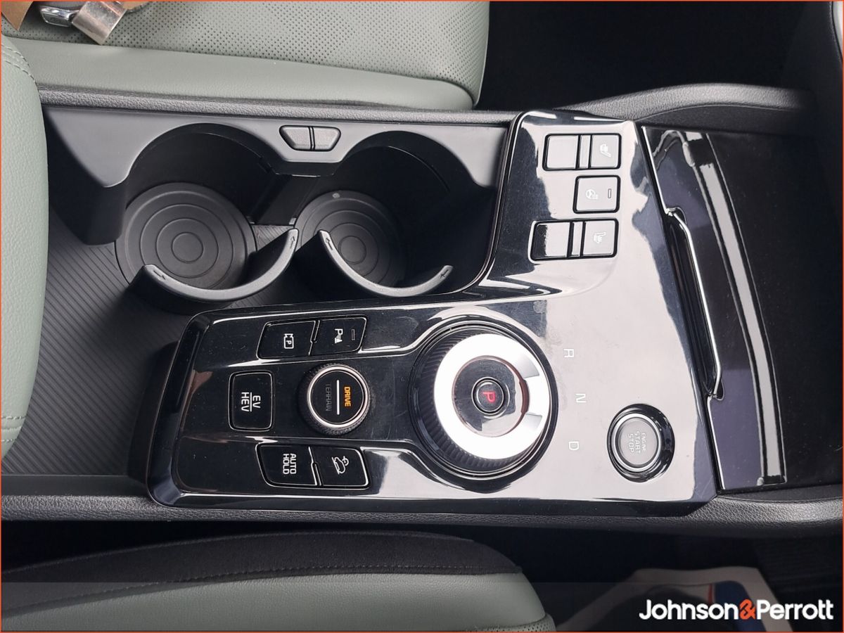 Kia Sportage Anniversary Edition Plug-in Hybrid