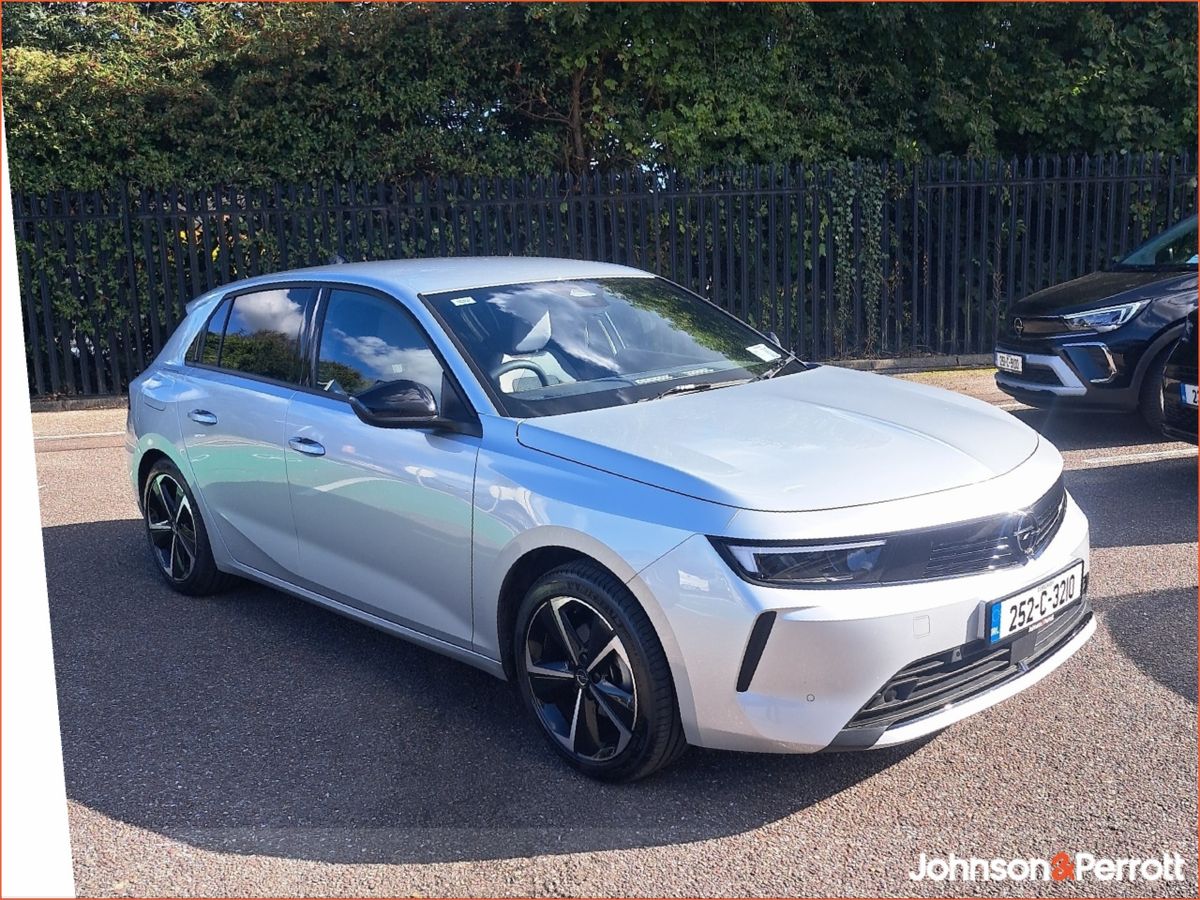 Opel Astra Elegance 1.2 130hp 6-speed manual MY25