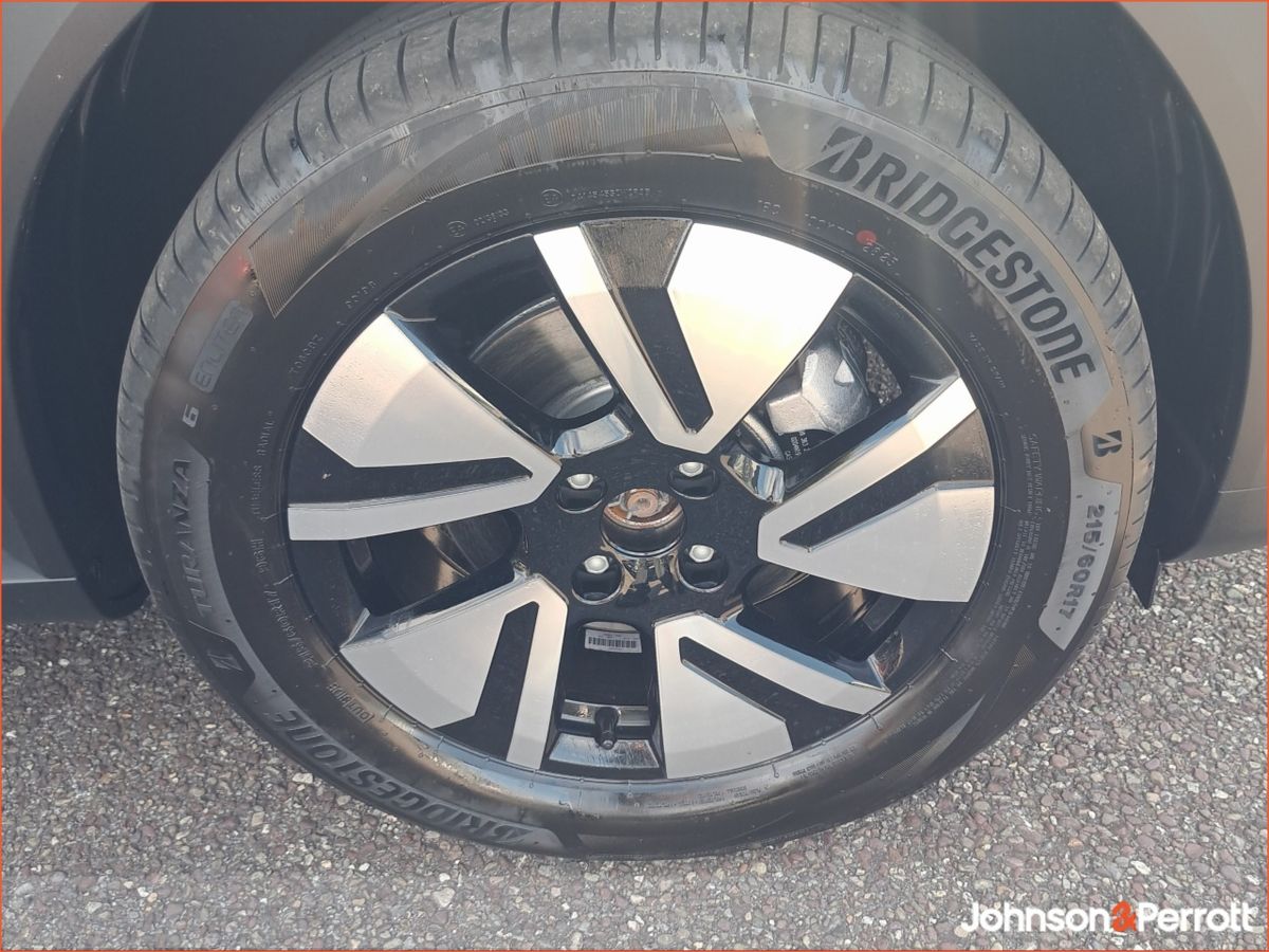 Opel Frontera Hybrid 1.2 GS 136HP