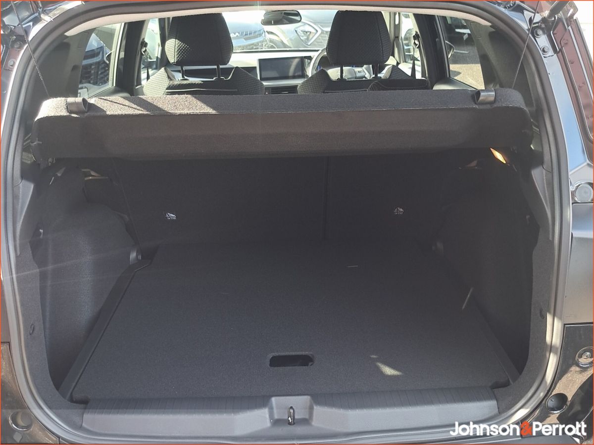 Opel Frontera Hybrid 1.2 GS 136HP
