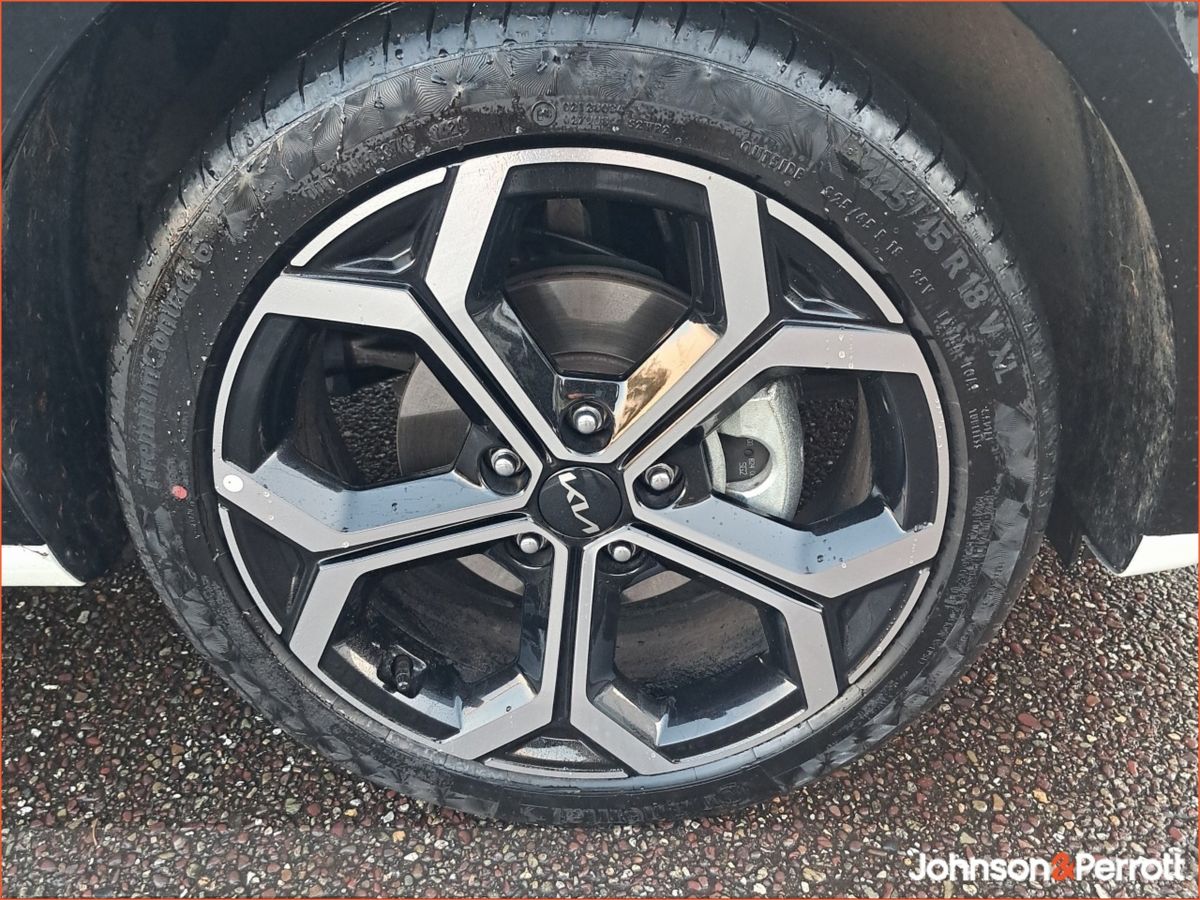 Kia Niro Niro K3 HEV 3.9% APR Available!