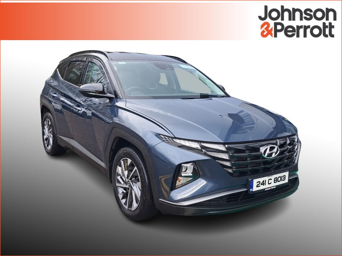 Hyundai Tucson 2WD Executive w.2 Tone Roof