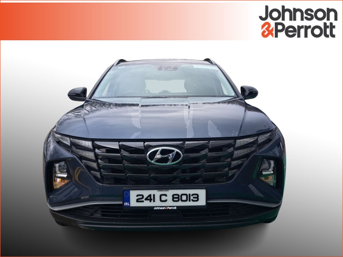 Hyundai Tucson 2WD Executive w.2 Tone Roof