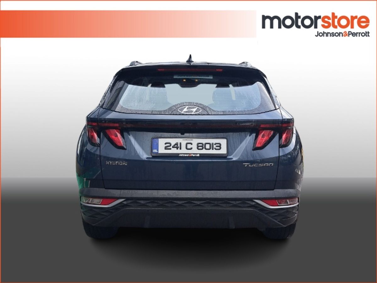Hyundai Tucson 2WD Executive w.2 Tone Roof