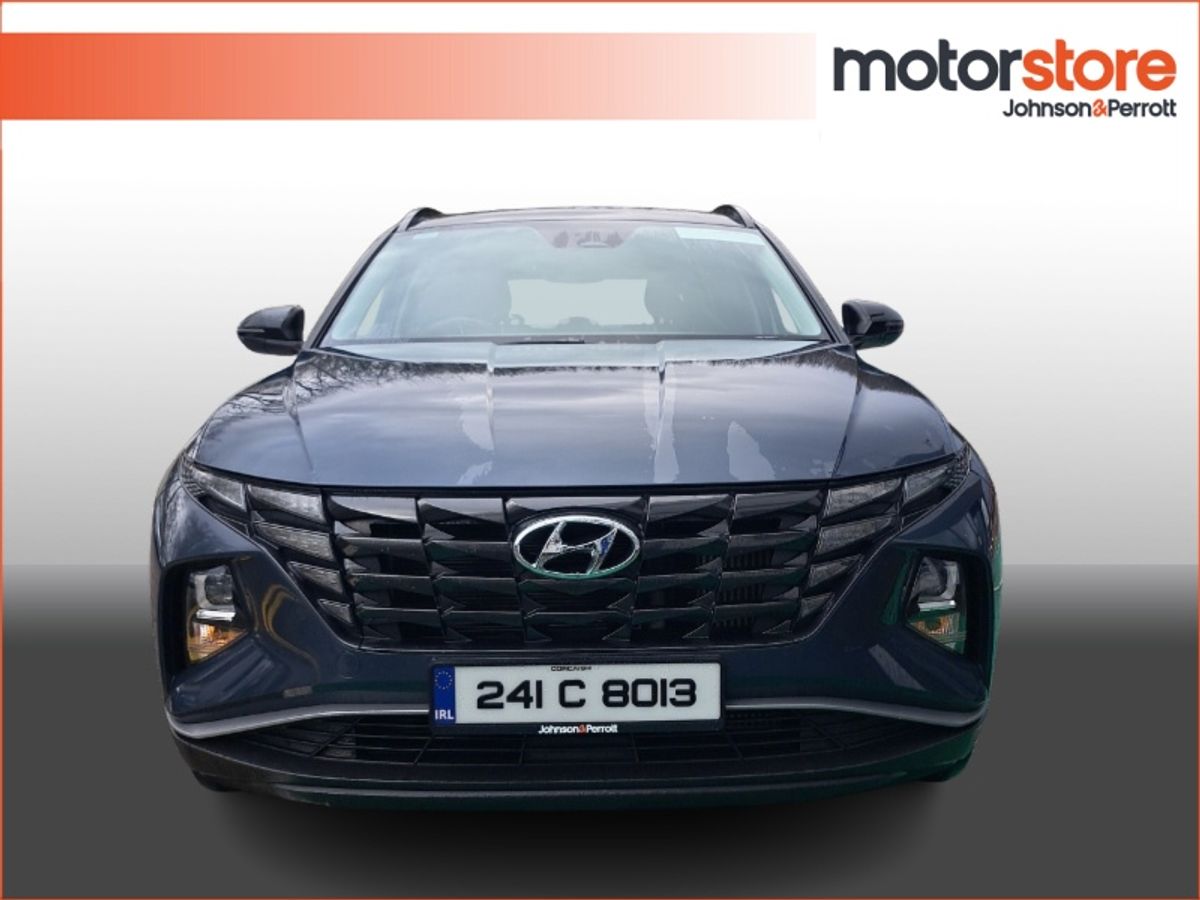 Hyundai Tucson 2WD Executive w.2 Tone Roof