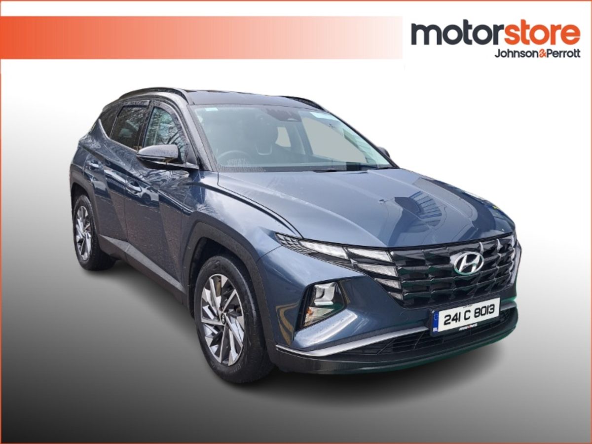 Hyundai Tucson 2WD Executive w.2 Tone Roof