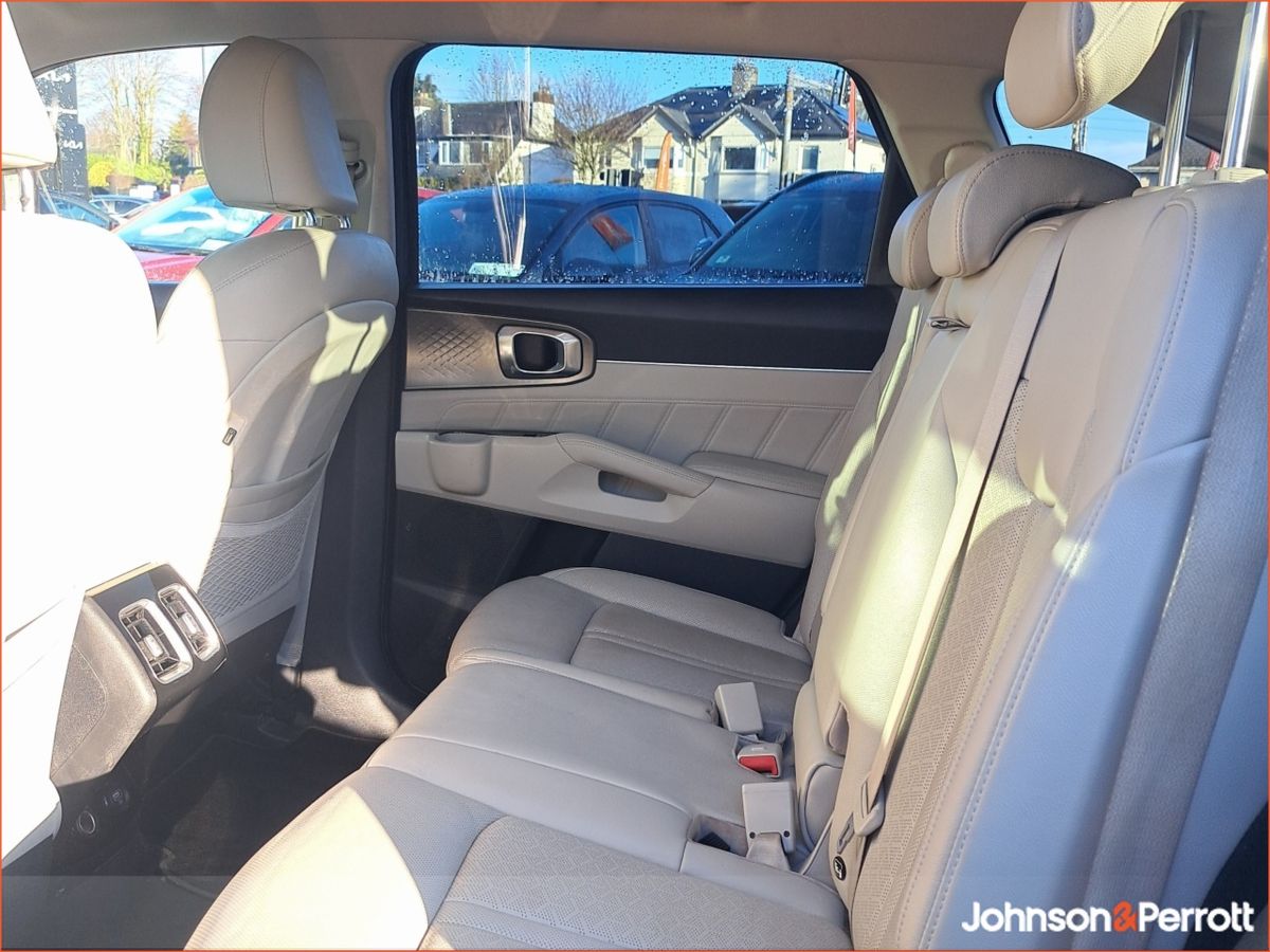 Kia Sorento 1.6 PHEV K3 4X4 7 seats