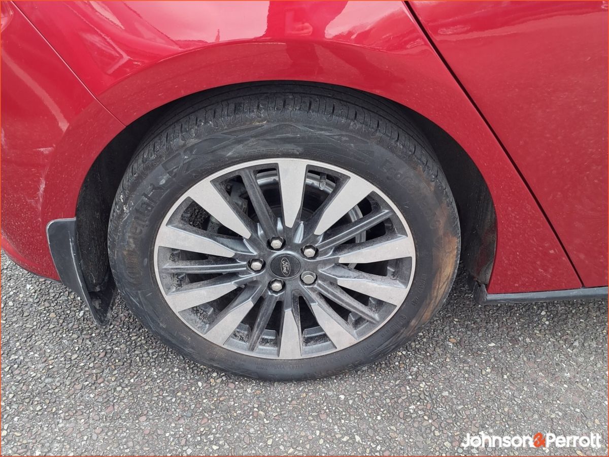 Ford Focus 1.0L EcoBoost 125PS Titanium Vignale