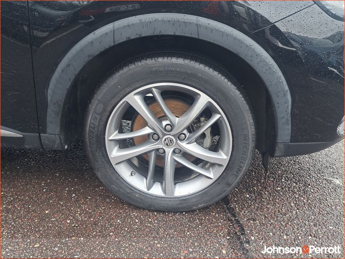 MG HS Plug-in Hybrid EV 2WD Auto Exclusive