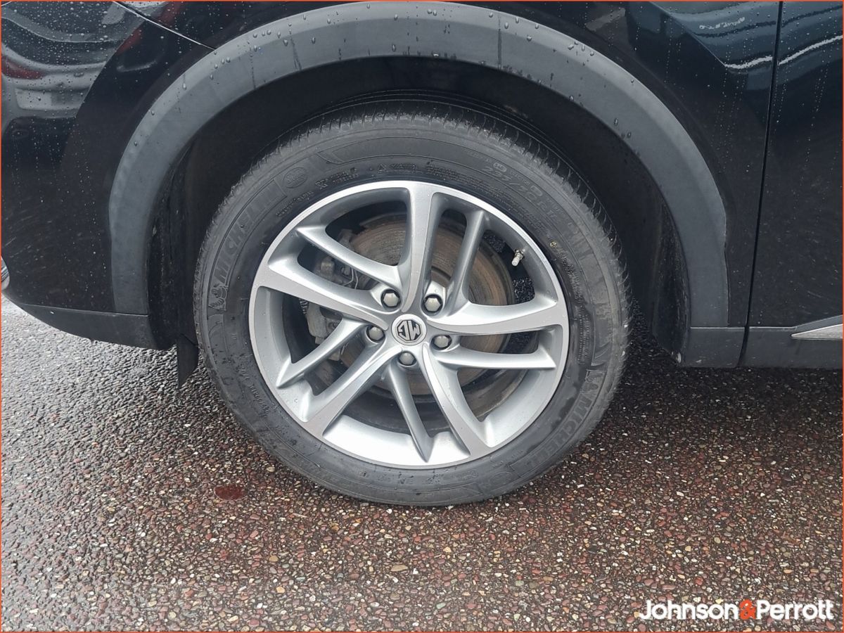 MG HS Plug-in Hybrid EV 2WD Auto Exclusive