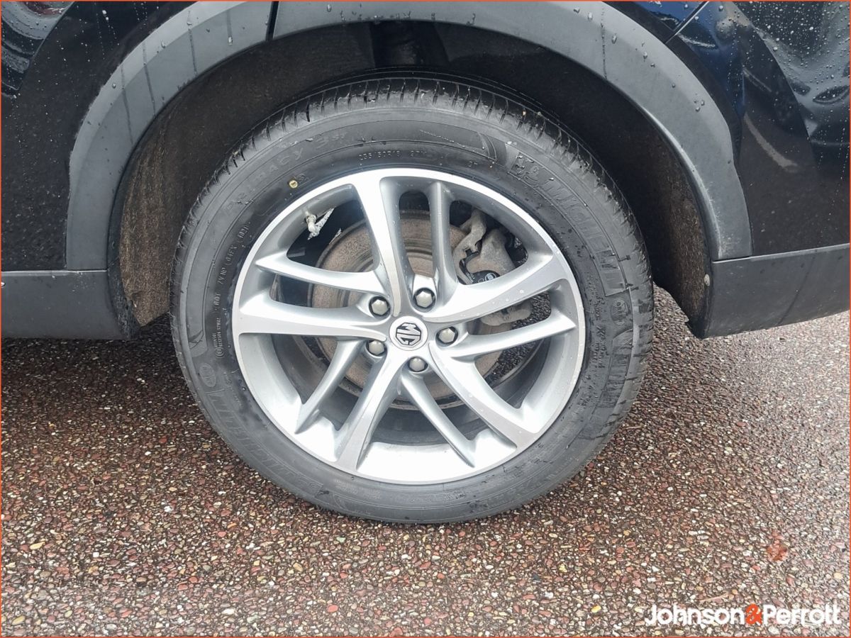 MG HS Plug-in Hybrid EV 2WD Auto Exclusive