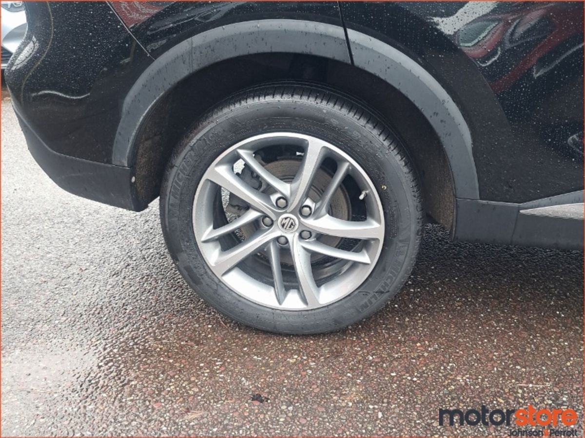MG HS Plug-in Hybrid EV 2WD Auto Exclusive