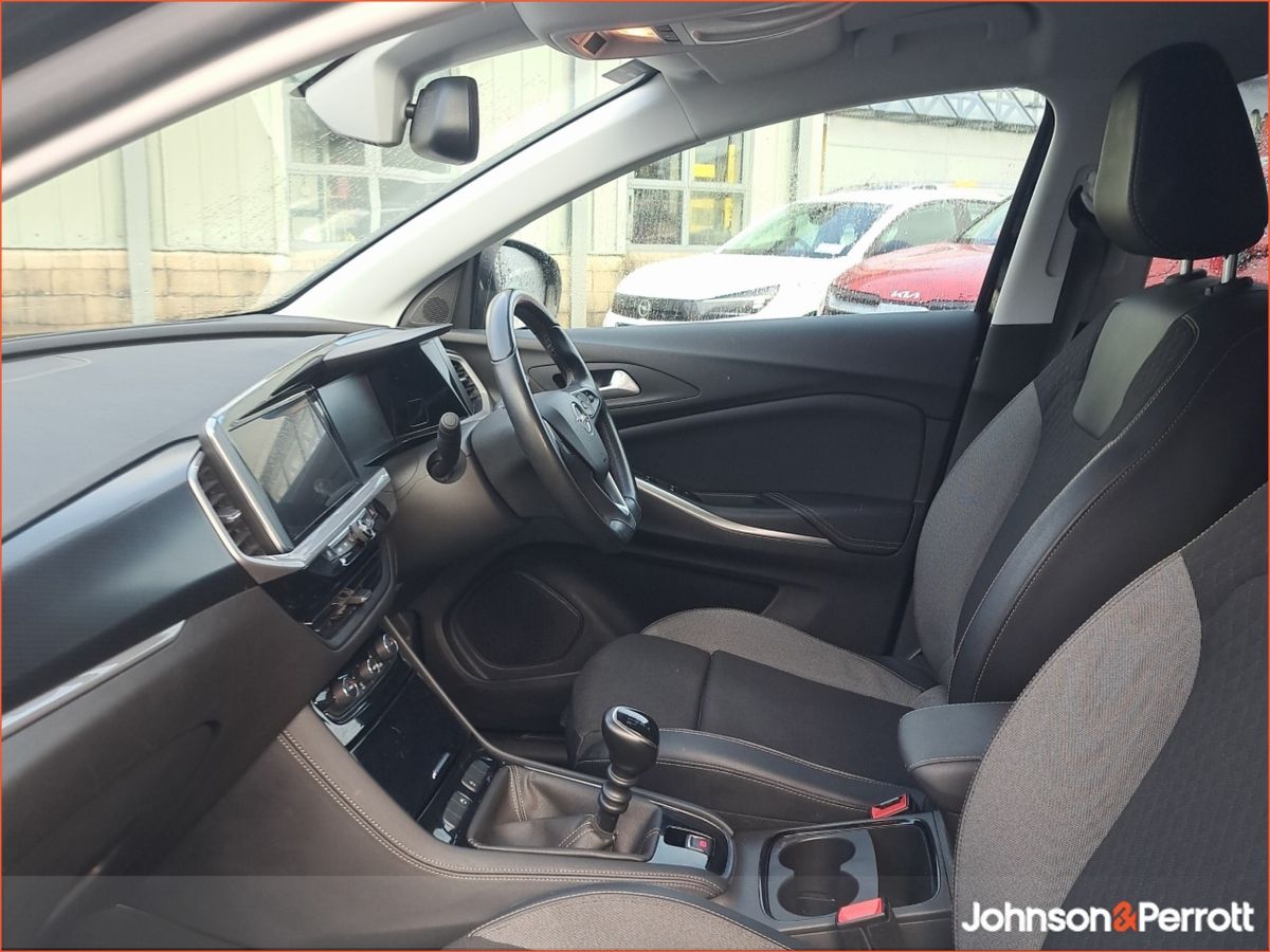 Opel Grandland X GRANDLAND X MY21-SRI-1.2 130BHP