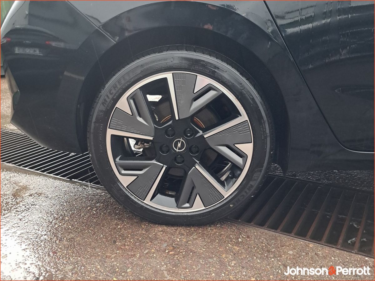 Opel Astra SC 54KWh EV 155PS