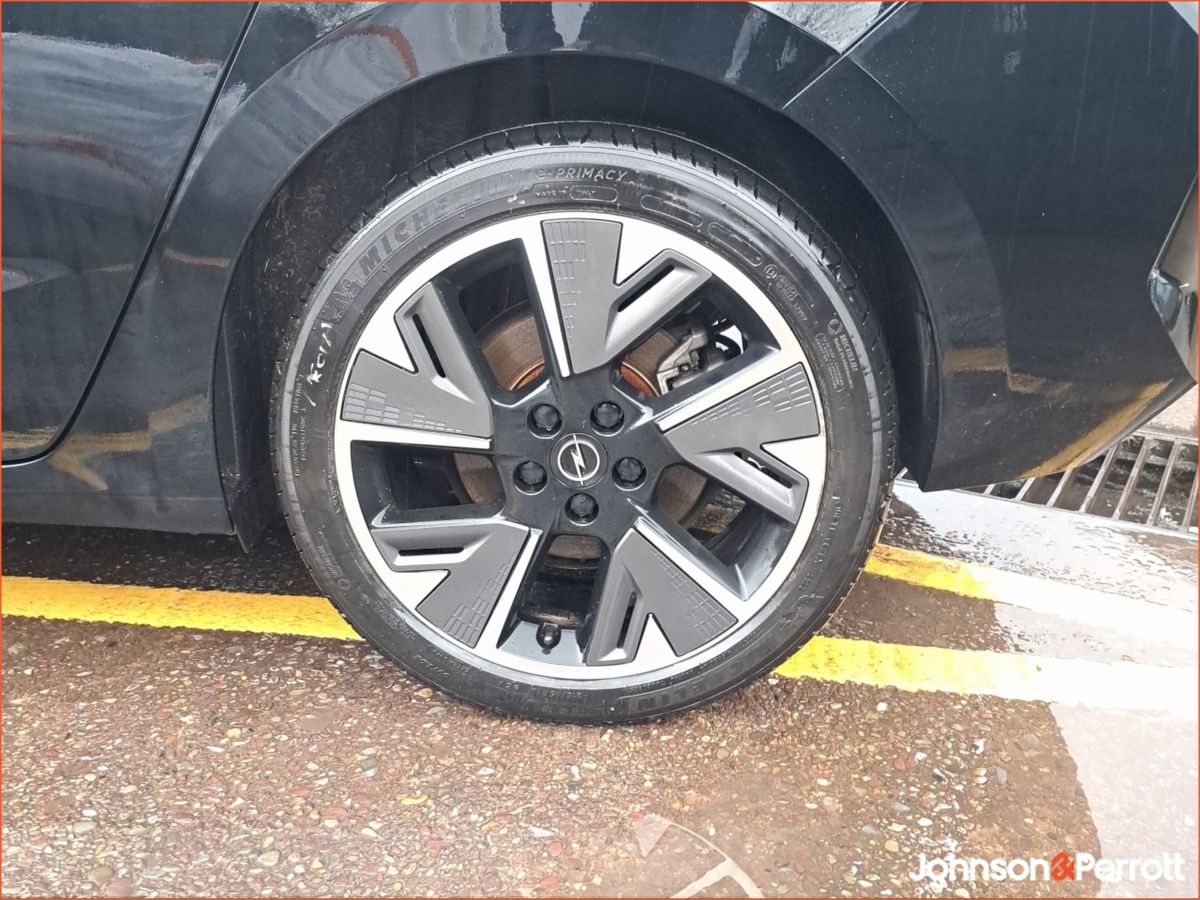 Opel Astra SC 54KWh EV 155PS