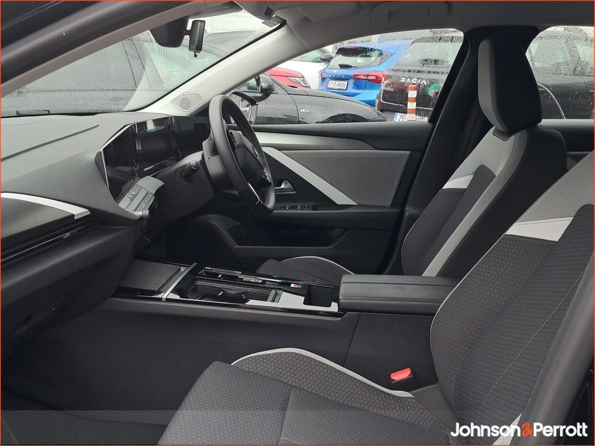 Opel Astra SC 115KW EV 155PS
