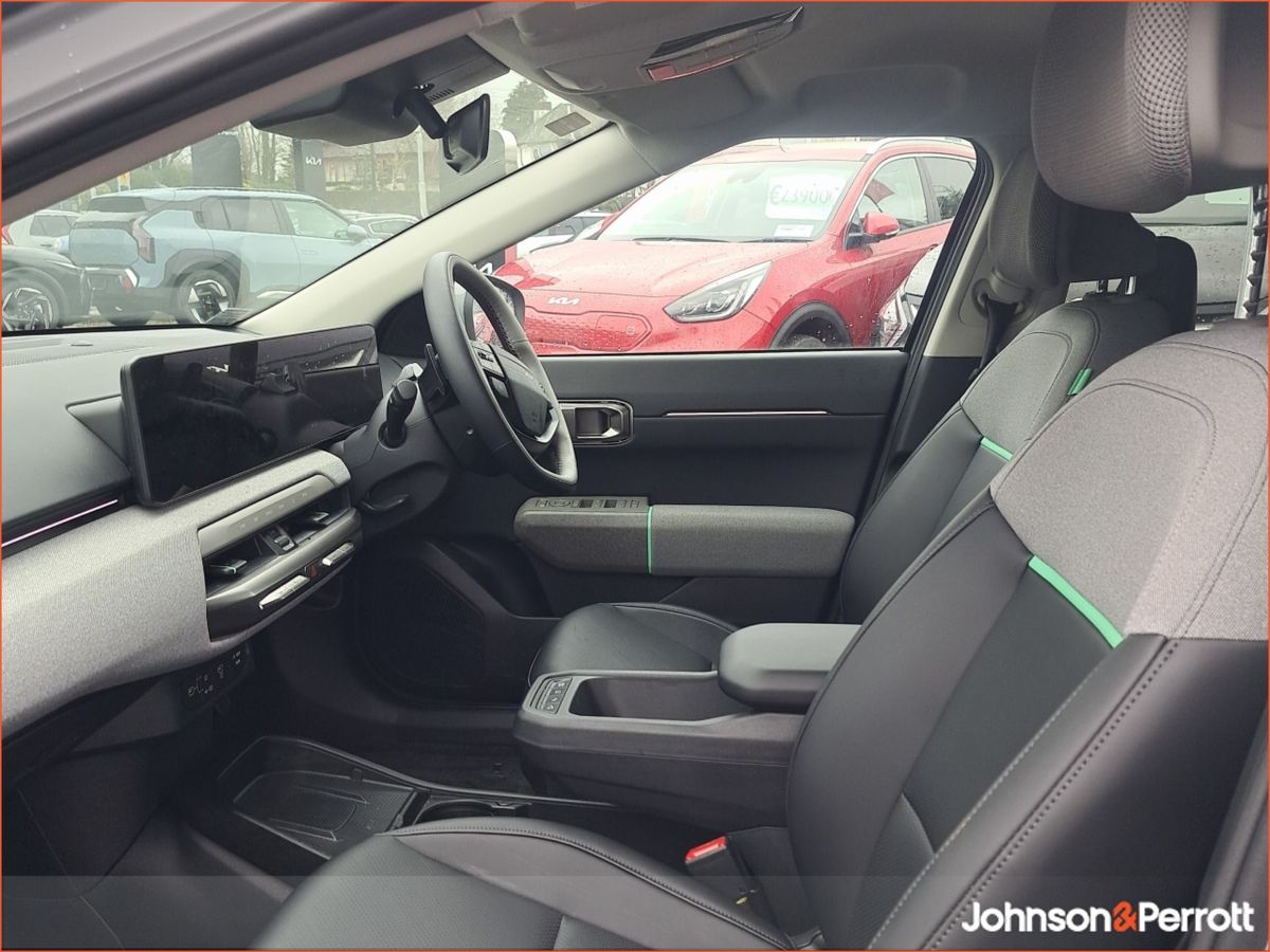 Kia EV4 EV4 5 HB EARTH K3 LR 5DR AUTO