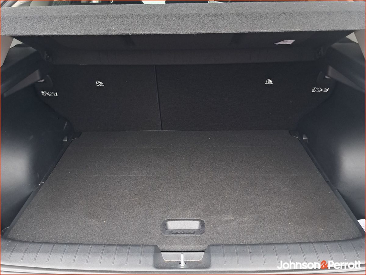 Kia EV4 EV4 5 HB EARTH K3 LR 5DR AUTO