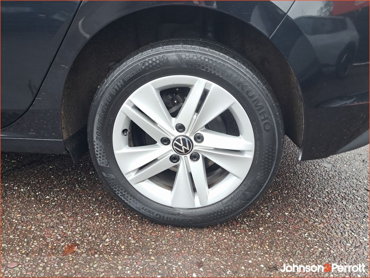 Volkswagen Golf 2.0 TDI 115HP Comfort