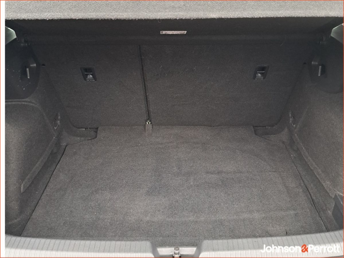 Volkswagen Golf 2.0 TDI 115HP Comfort