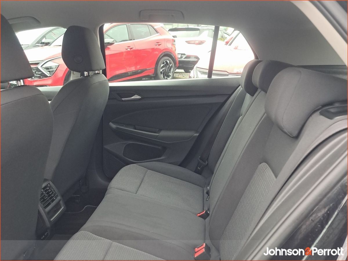 Volkswagen Golf 2.0 TDI 115HP Comfort