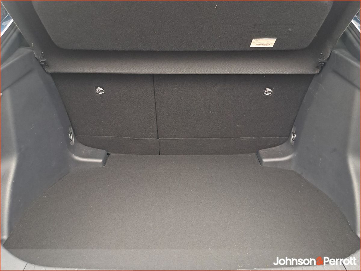 Toyota C-HR 1.8 HYBRID SPORT