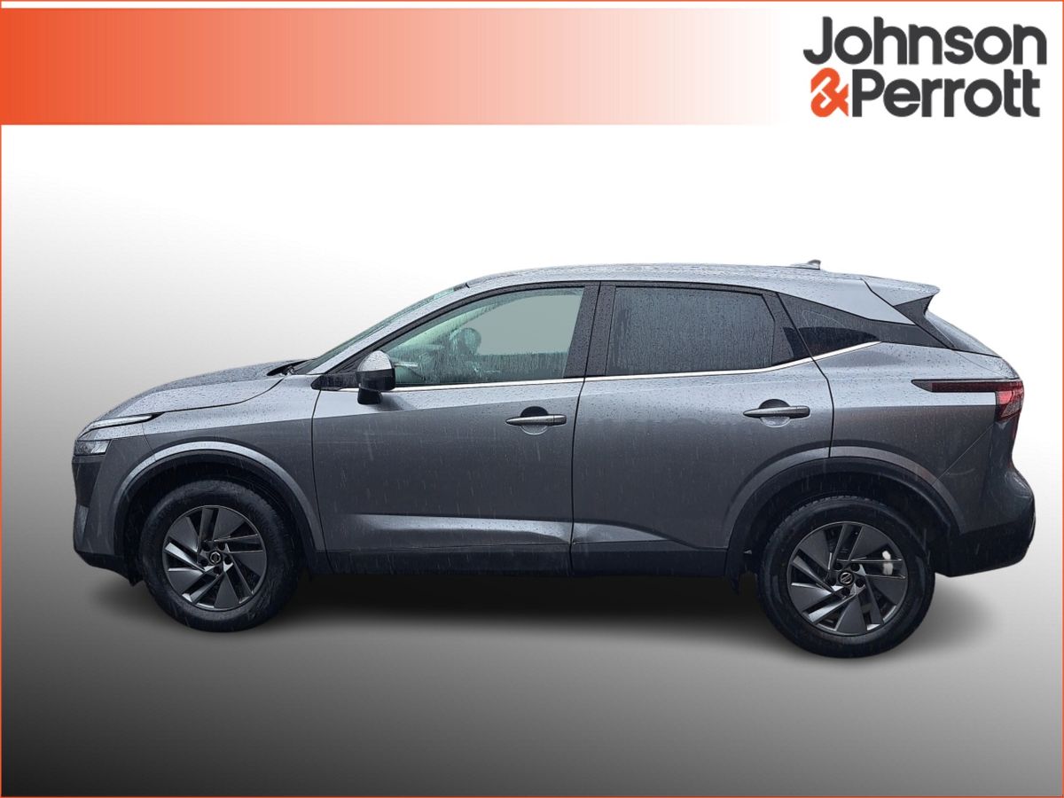 Nissan Qashqai 1.3 PET MILD HYBRID SV