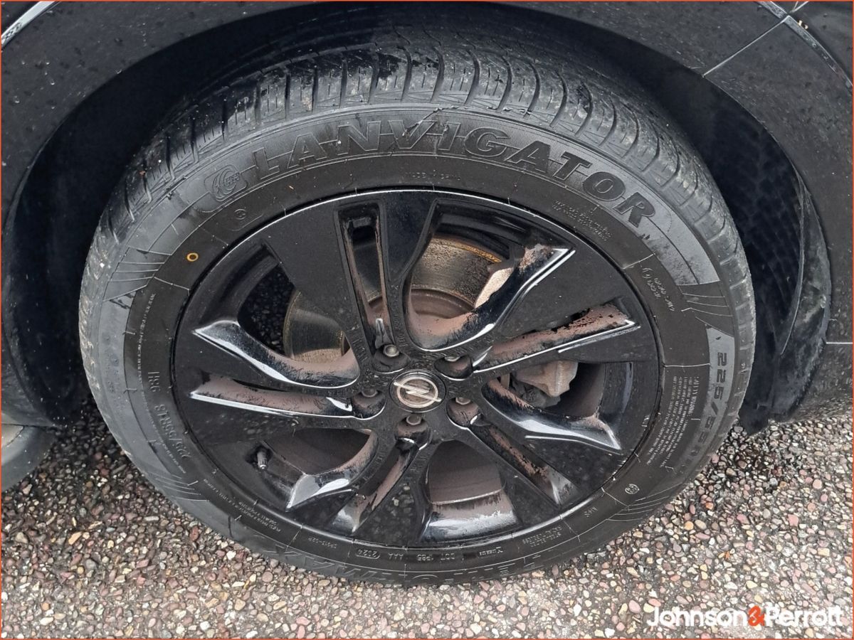 Opel Grandland X GRANDLAND X MY21-SRI-1.2 130BHP