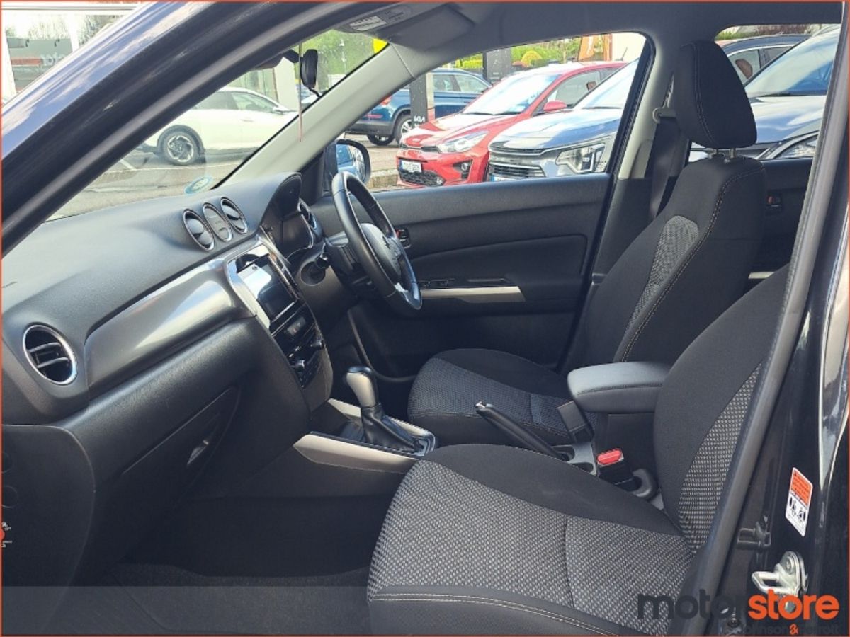 Suzuki Vitara 1.4 Hybrid SZ5 Auto