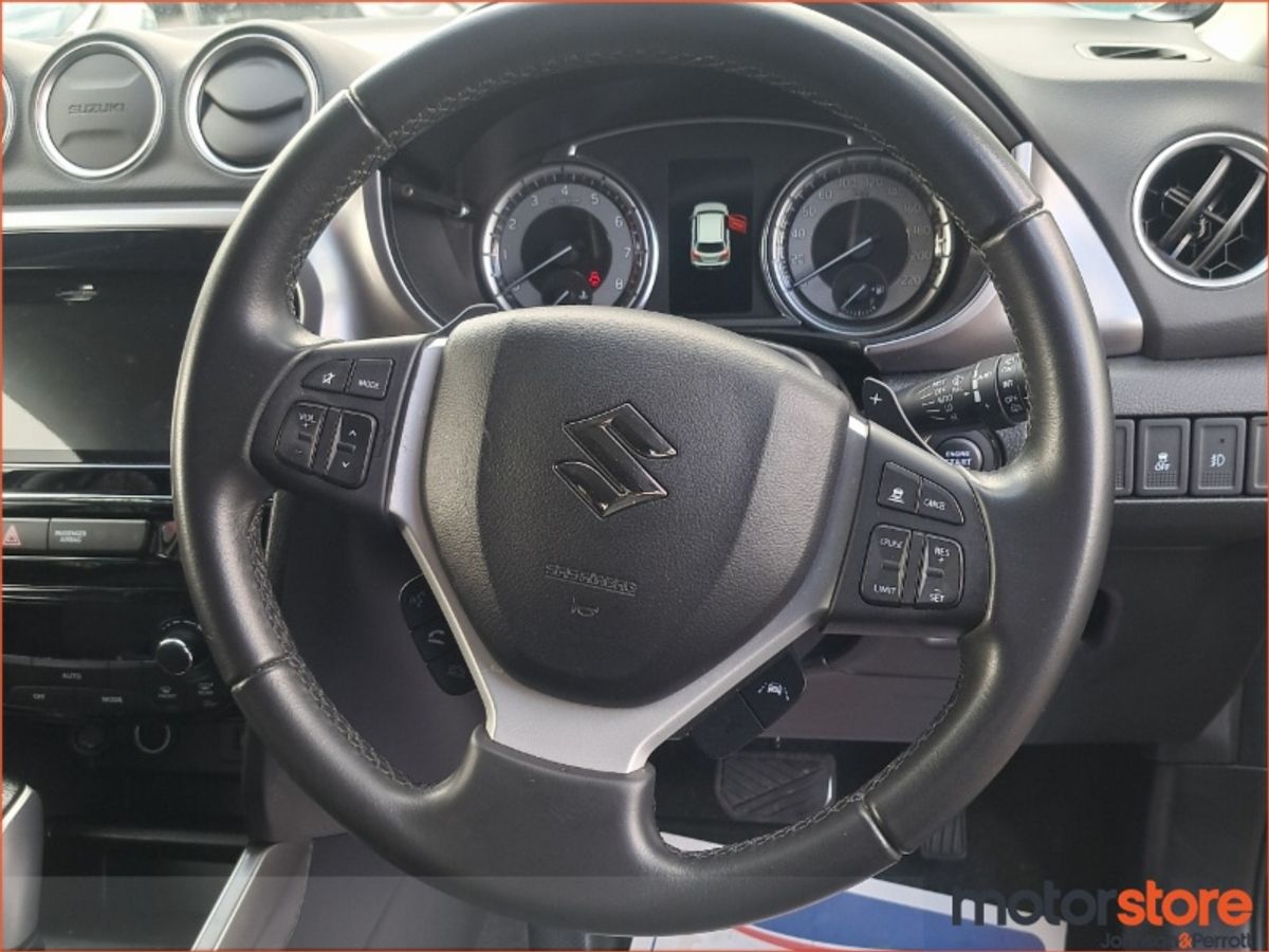 Suzuki Vitara 1.4 Hybrid SZ5 Auto