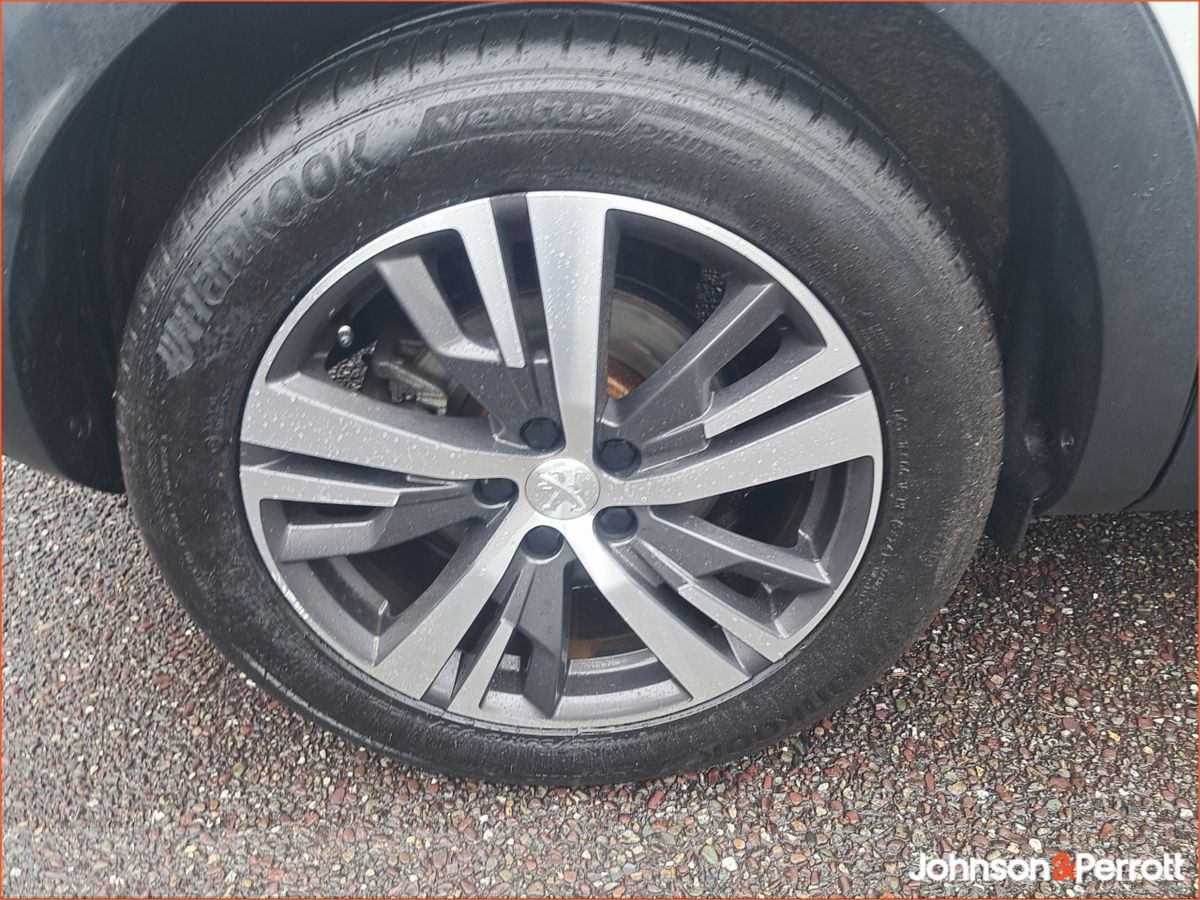 Peugeot 3008 1.5 BlueHDi 130bhp Allure Auto