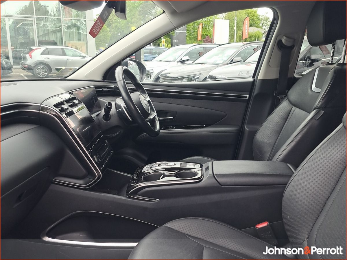 Hyundai Tucson 2WD Executive Plus HEV Auto