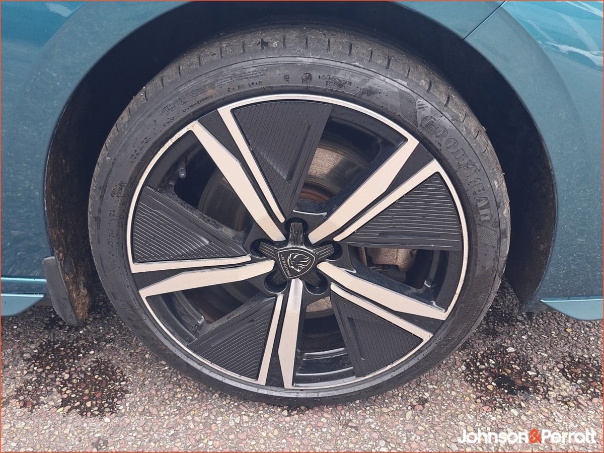 Peugeot 308 308 SW GT 1.6 PHEV 180 AUTO 4D