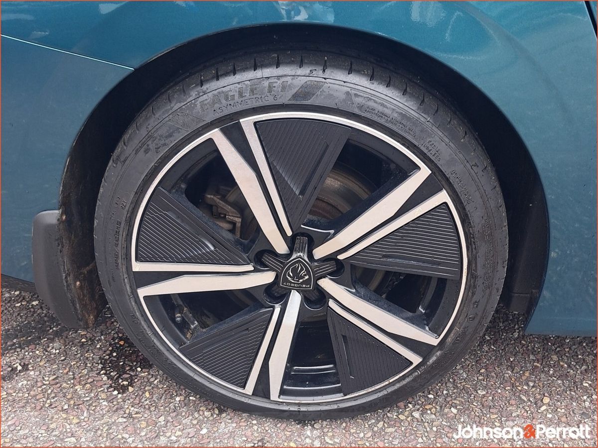 Peugeot 308 308 SW GT 1.6 PHEV 180 AUTO 4D