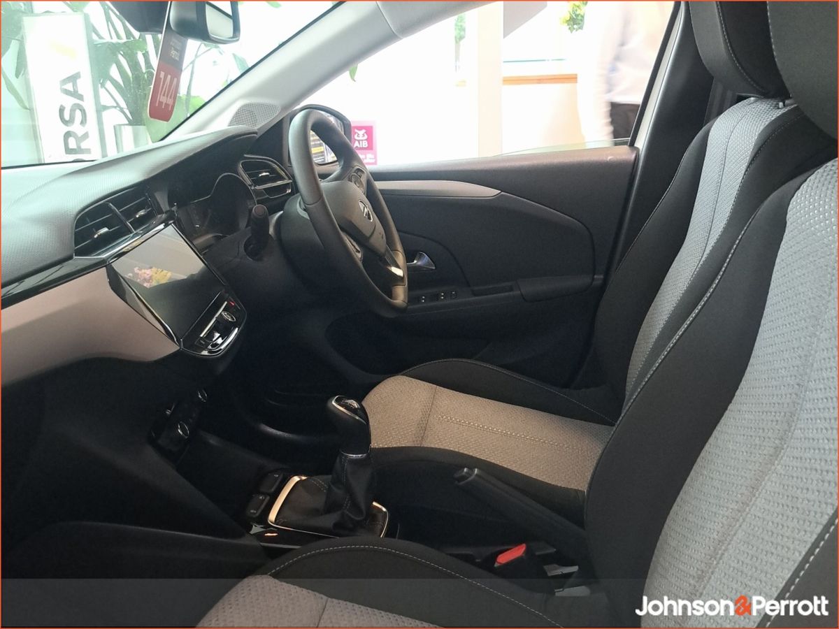 Opel Corsa 1.2 75PS S/S SC * Order Your 262 Now! *