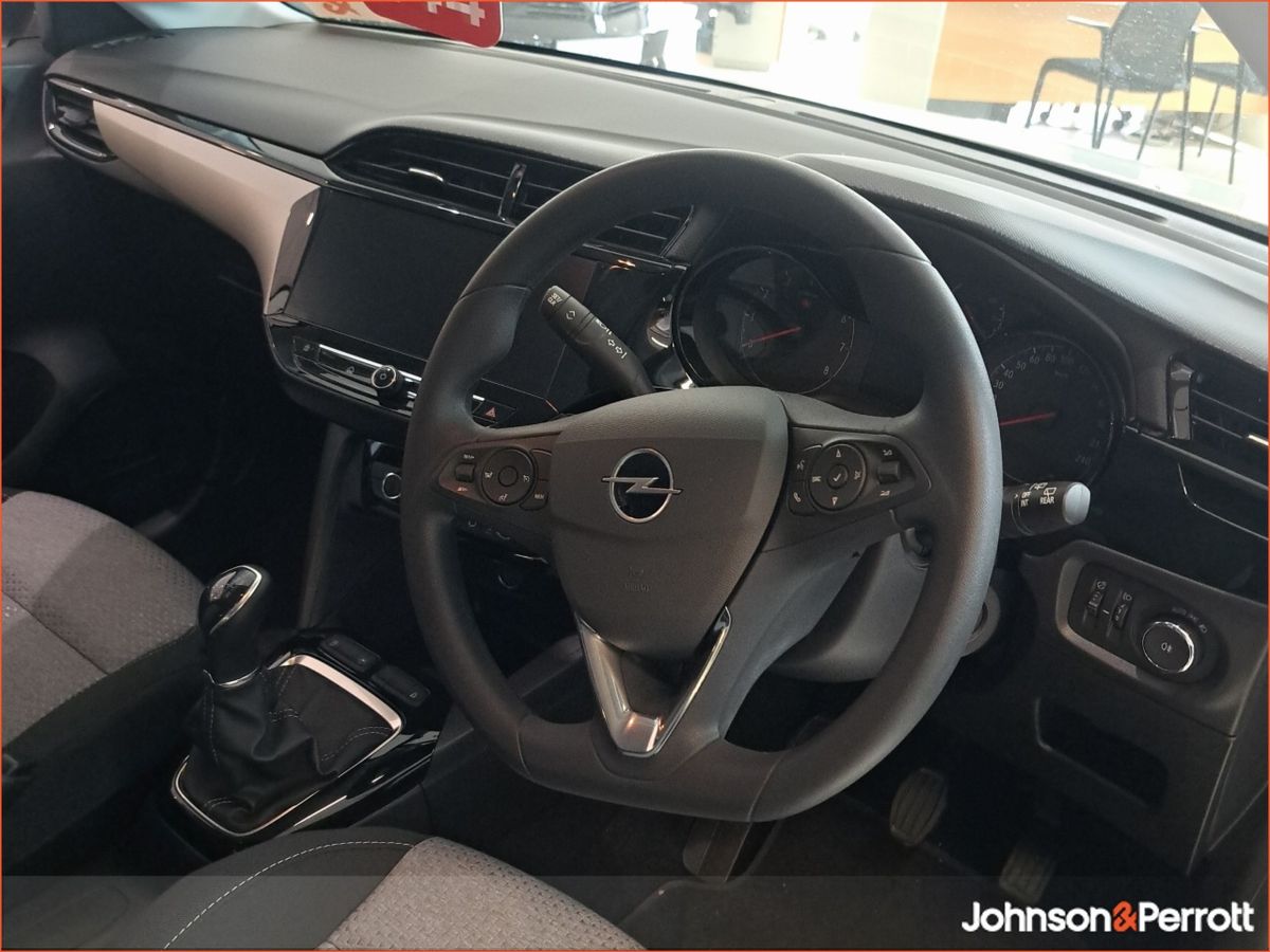 Opel Corsa 1.2 75PS S/S SC * Order Your 262 Now! *