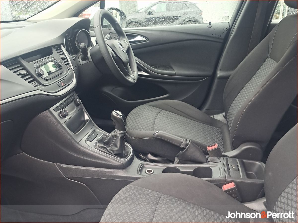 Opel Astra 1.6CDTi 110PS S